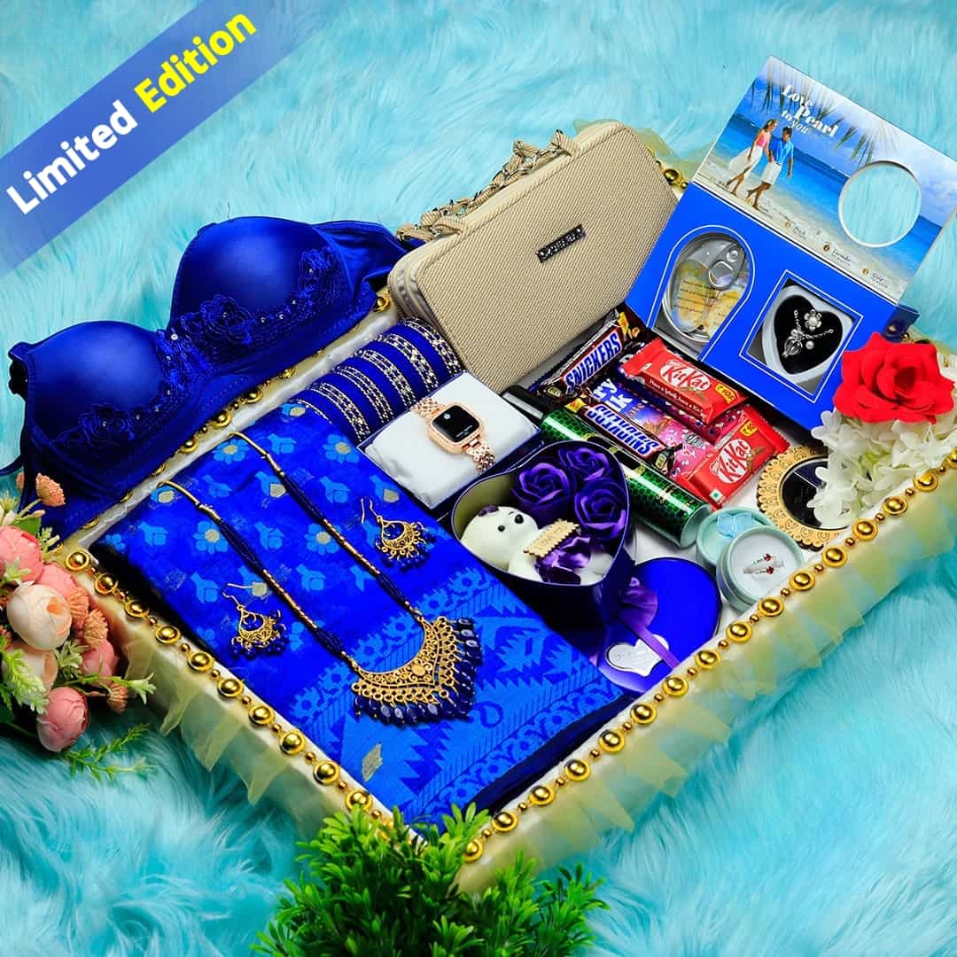 নীল জামদানী শাড়ী কম্ব